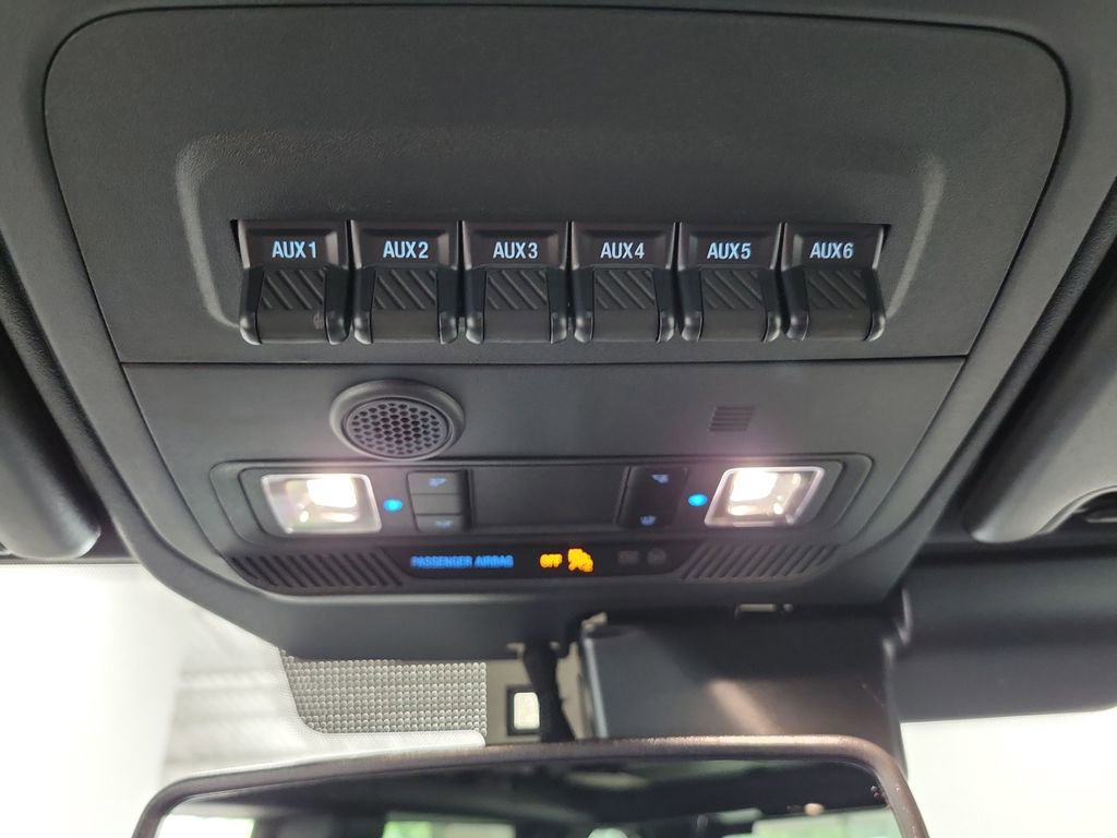 Used 2025 Ford Bronco Heritage Edition AWD/4WD image 44