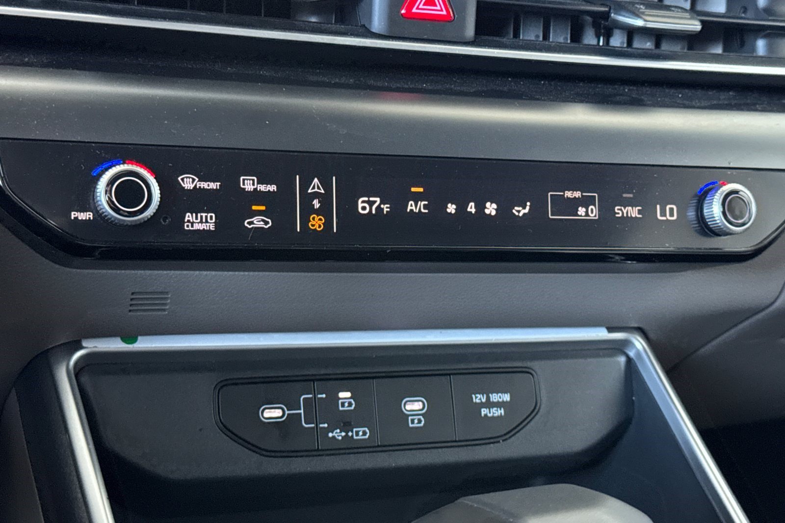 Used 2026 Kia Carnival FWD image 19