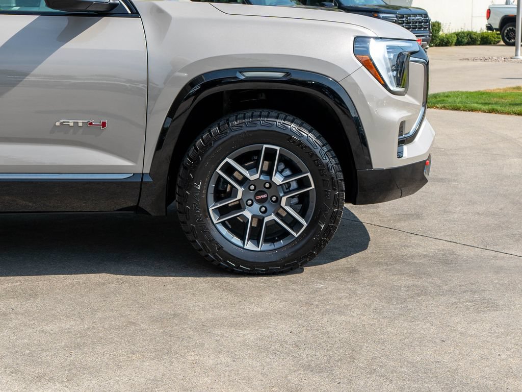 Certified 2026 GMC Terrain AT4 AWD/4WD image 36