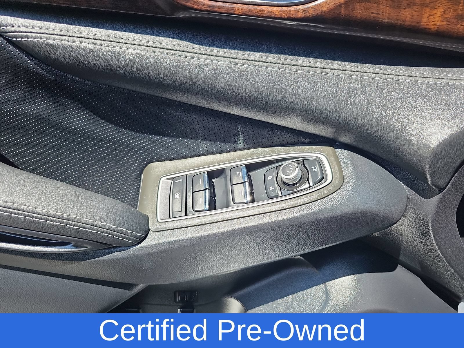 Used 2025 Subaru Ascent Touring AWD/4WD image 31