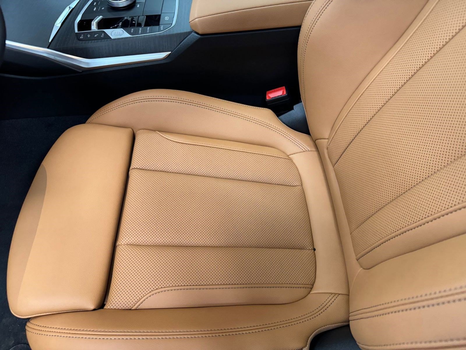 New 2026 BMW 330i xDrive Sedan w/ Premium Package image 17