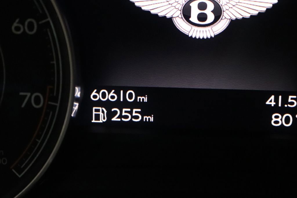 Used 2020 Bentley Bentayga Design Series image 18