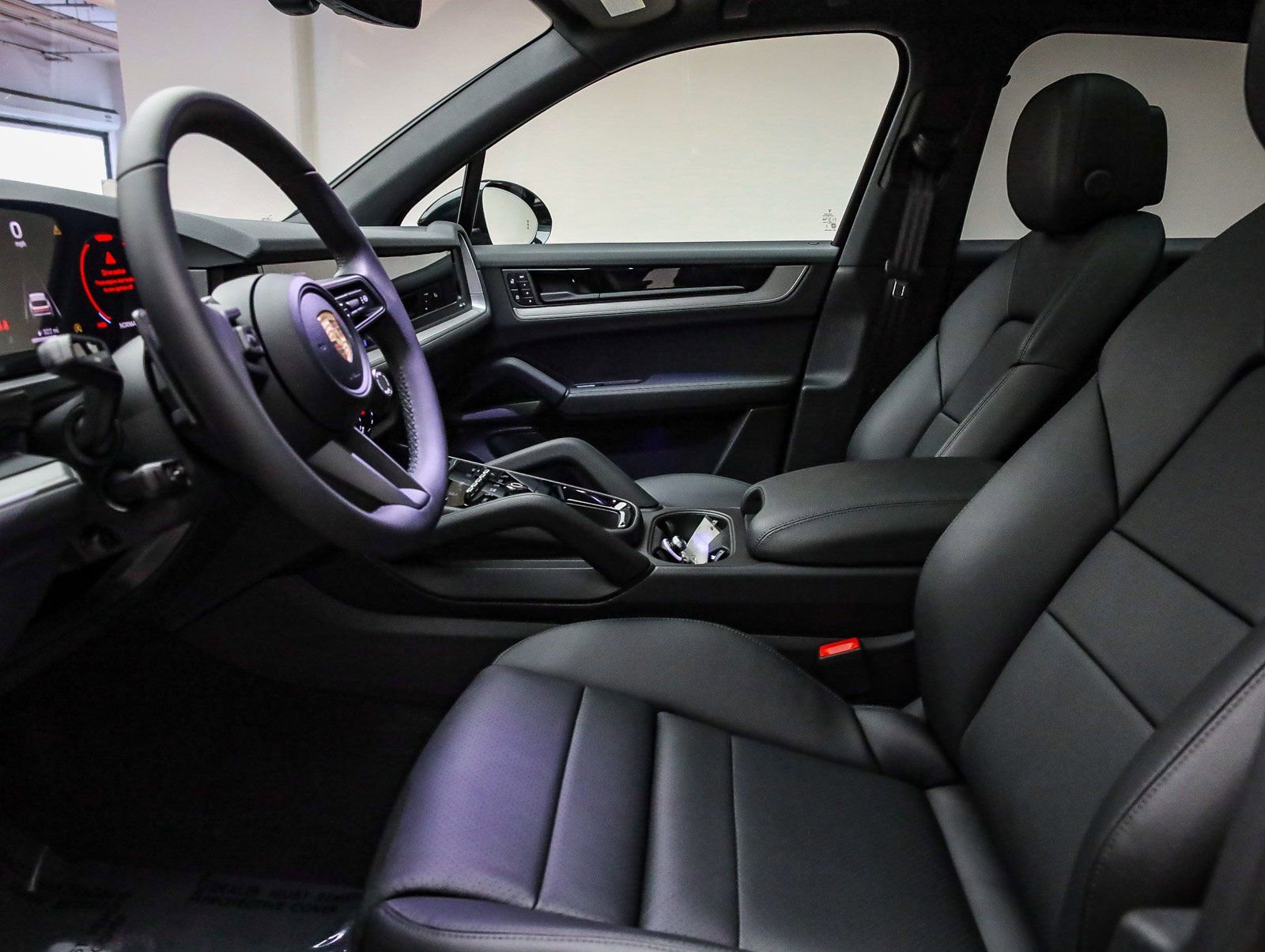 Certified 2026 Porsche Cayenne image 21