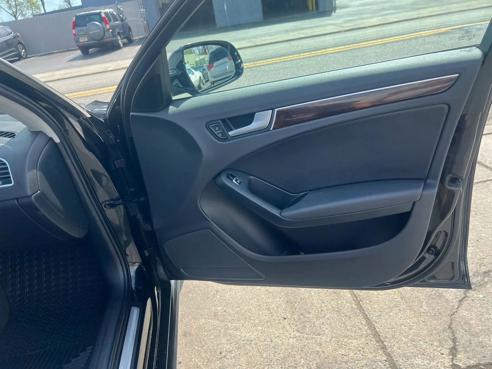 Used 2016 Audi A4 2.0T Premium w/ Audi MMI Navigation Plus image 30