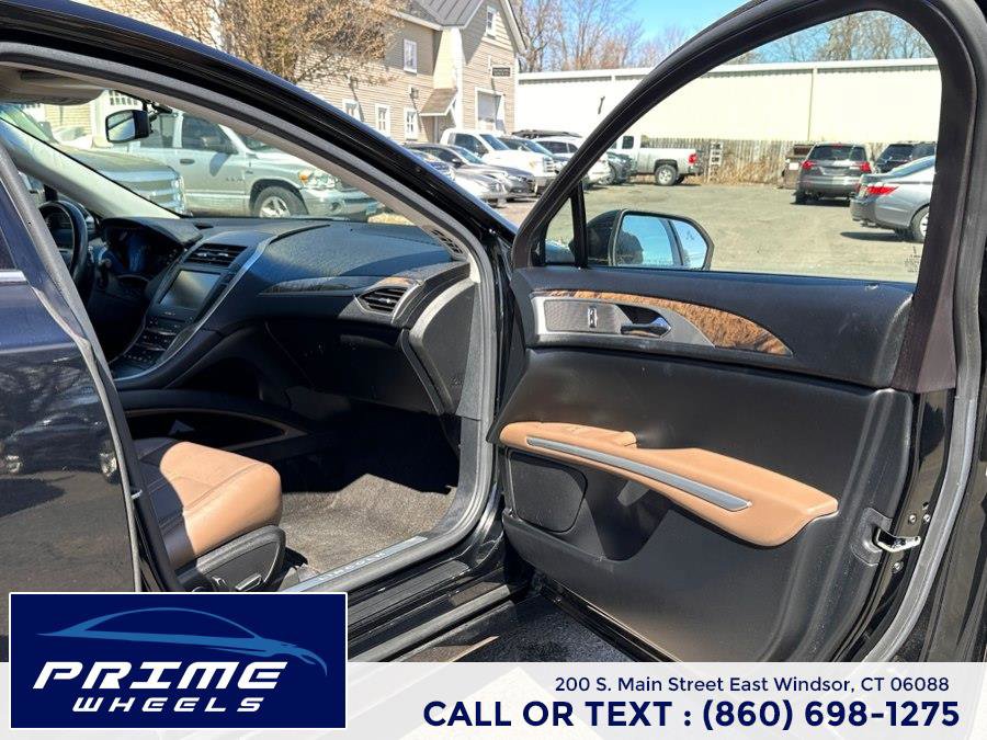 Used 2016 Lincoln MKZ AWD w/ Equipment Group 300A Reserve image 16