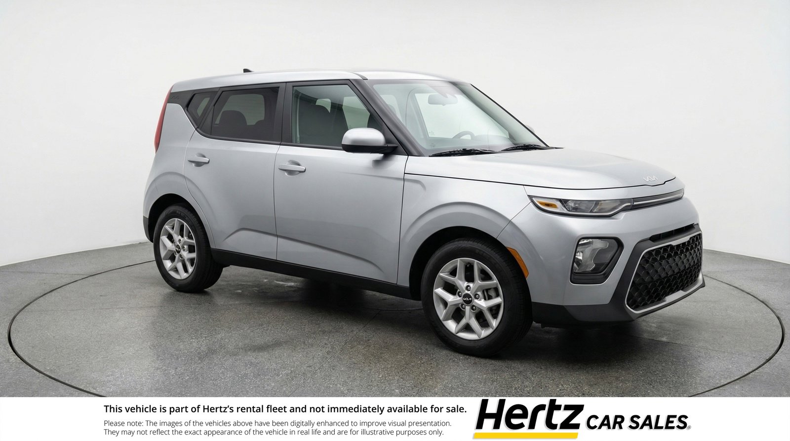 Used 2025 Kia Soul LX w/ LX Technology Package FWD image 1