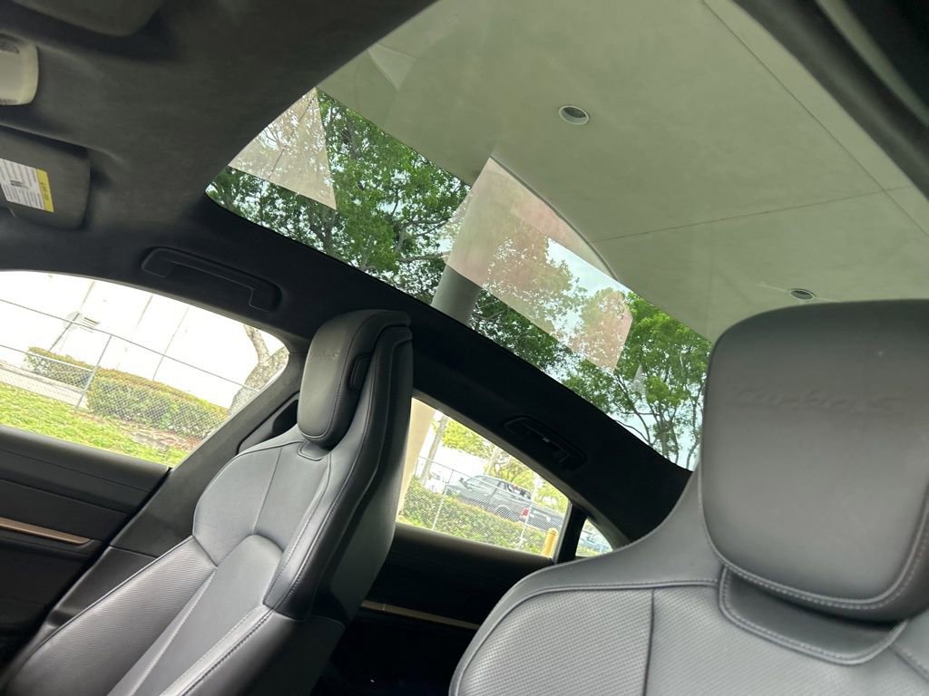 Used 2022 Porsche Taycan Turbo S w/ Premium Package image 21