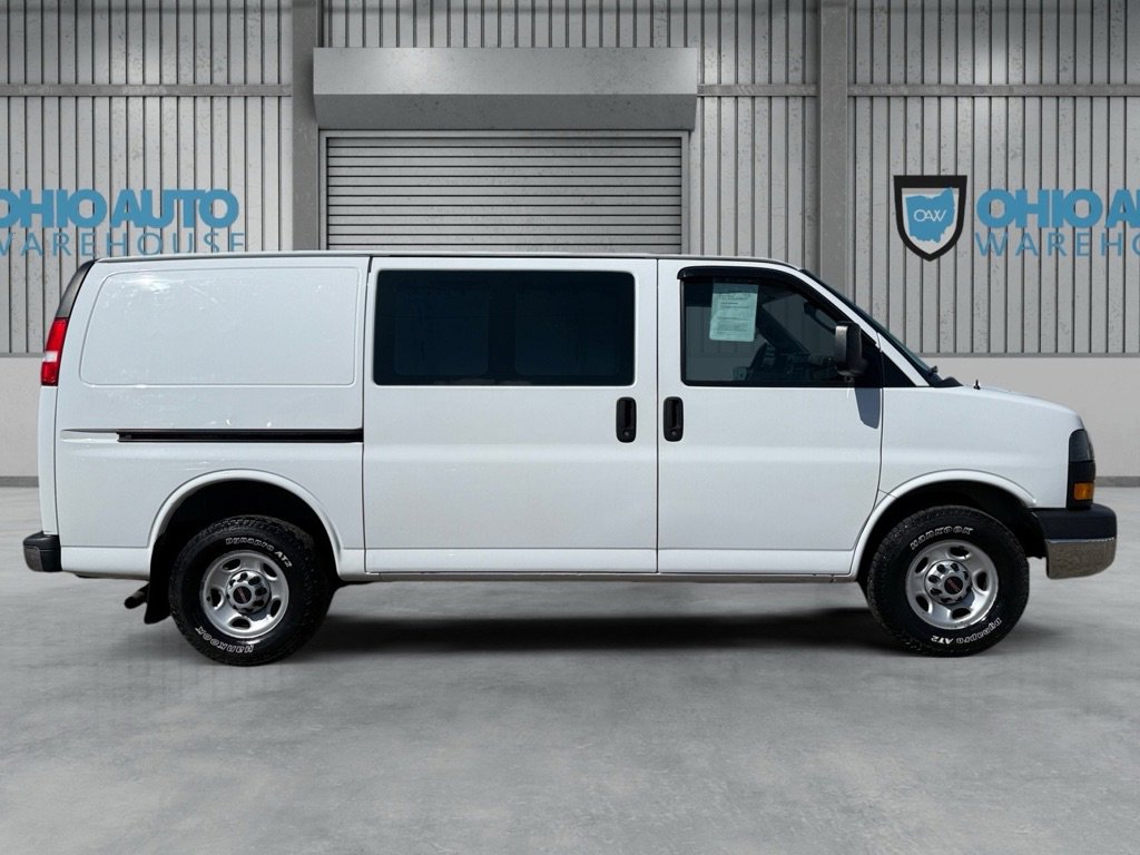 Used 2018 GMC Savana 2500 w/ Driver Convenience Package image 5