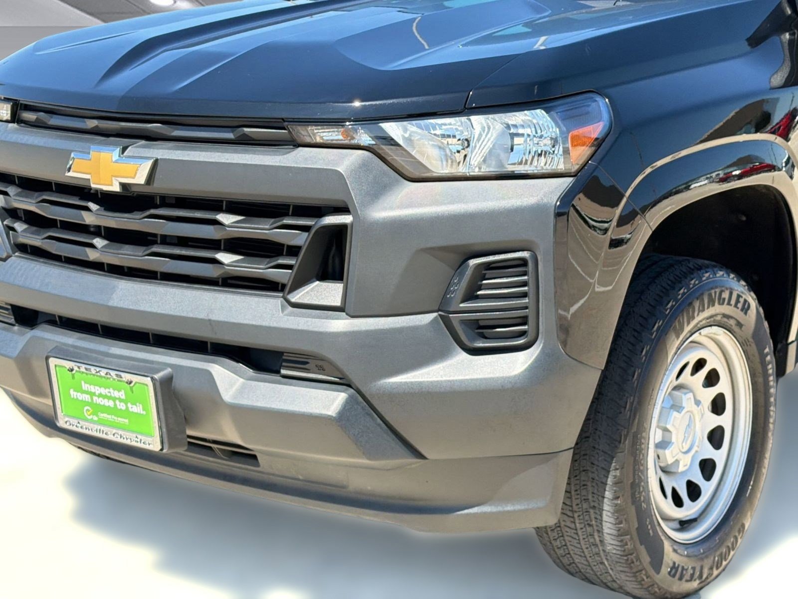 Used 2023 Chevrolet Colorado W/T image 11
