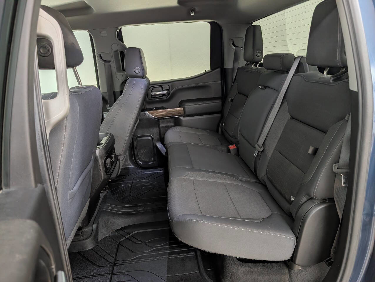 Used 2019 Chevrolet Silverado 1500 LT Trail Boss AWD/4WD image 13