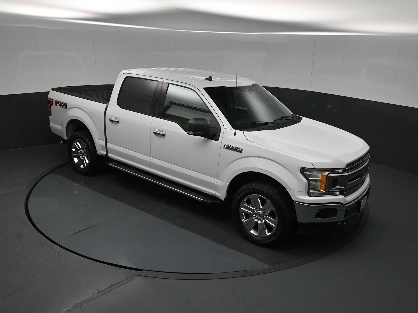 Used 2019 Ford F150 XLT w/ Equipment Group 302A Luxury AWD/4WD image 10