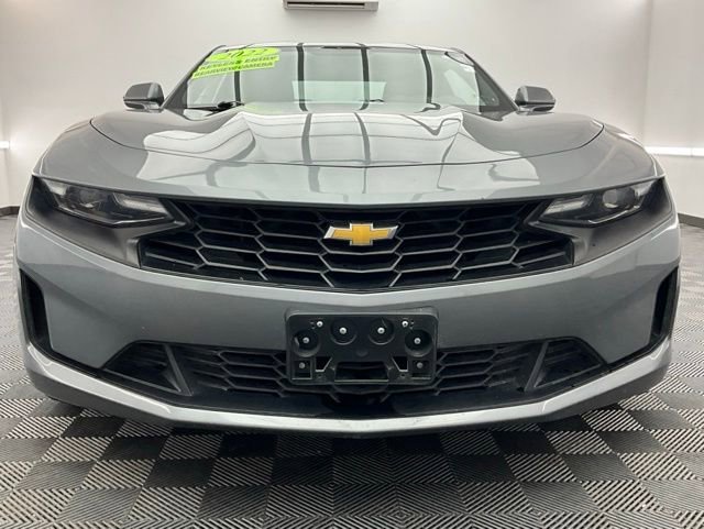 Used 2022 Chevrolet Camaro LT image 2