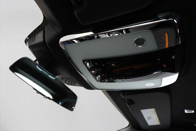 Certified 2023 Rolls-Royce Cullinan w/ Cullinan Package AWD/4WD image 35