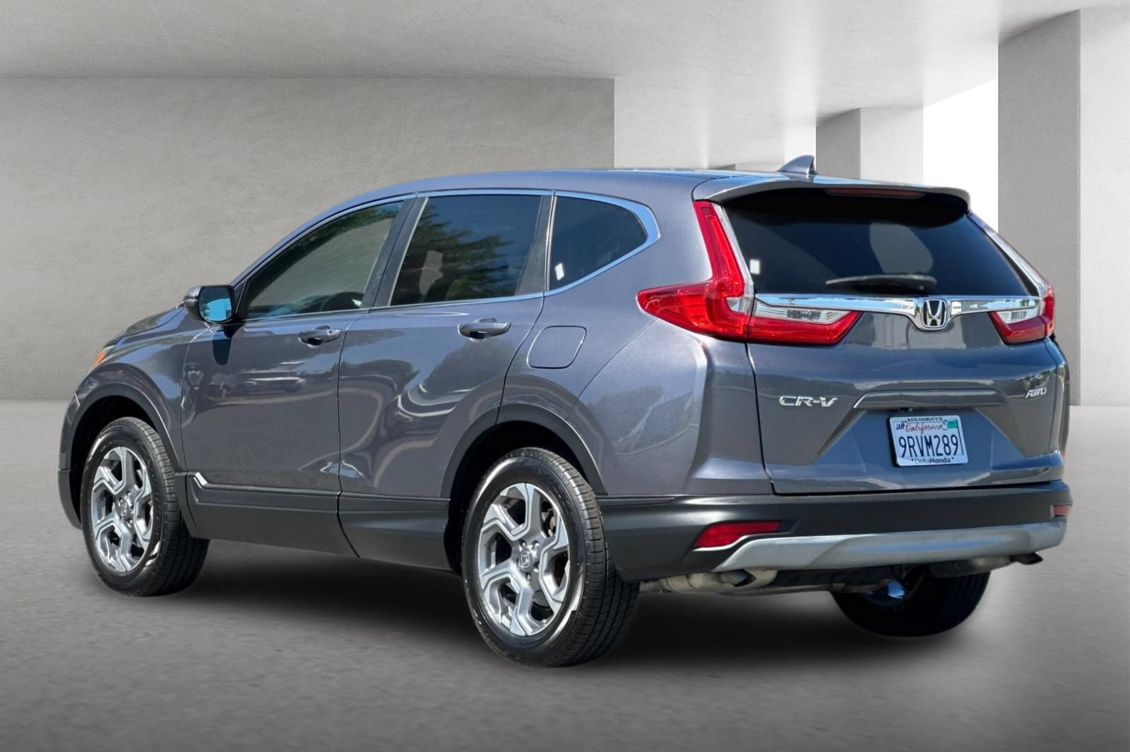 Used 2017 Honda CR-V EX-L image 6