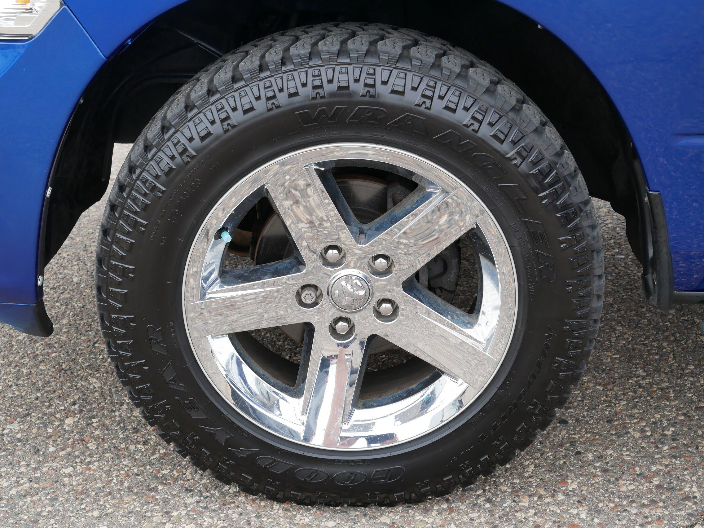 Used 2015 RAM 1500 Express image 15