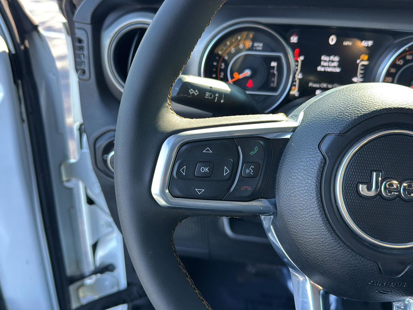 Used 2020 Jeep Gladiator Sport w/ Quick Order Package 24S image 17