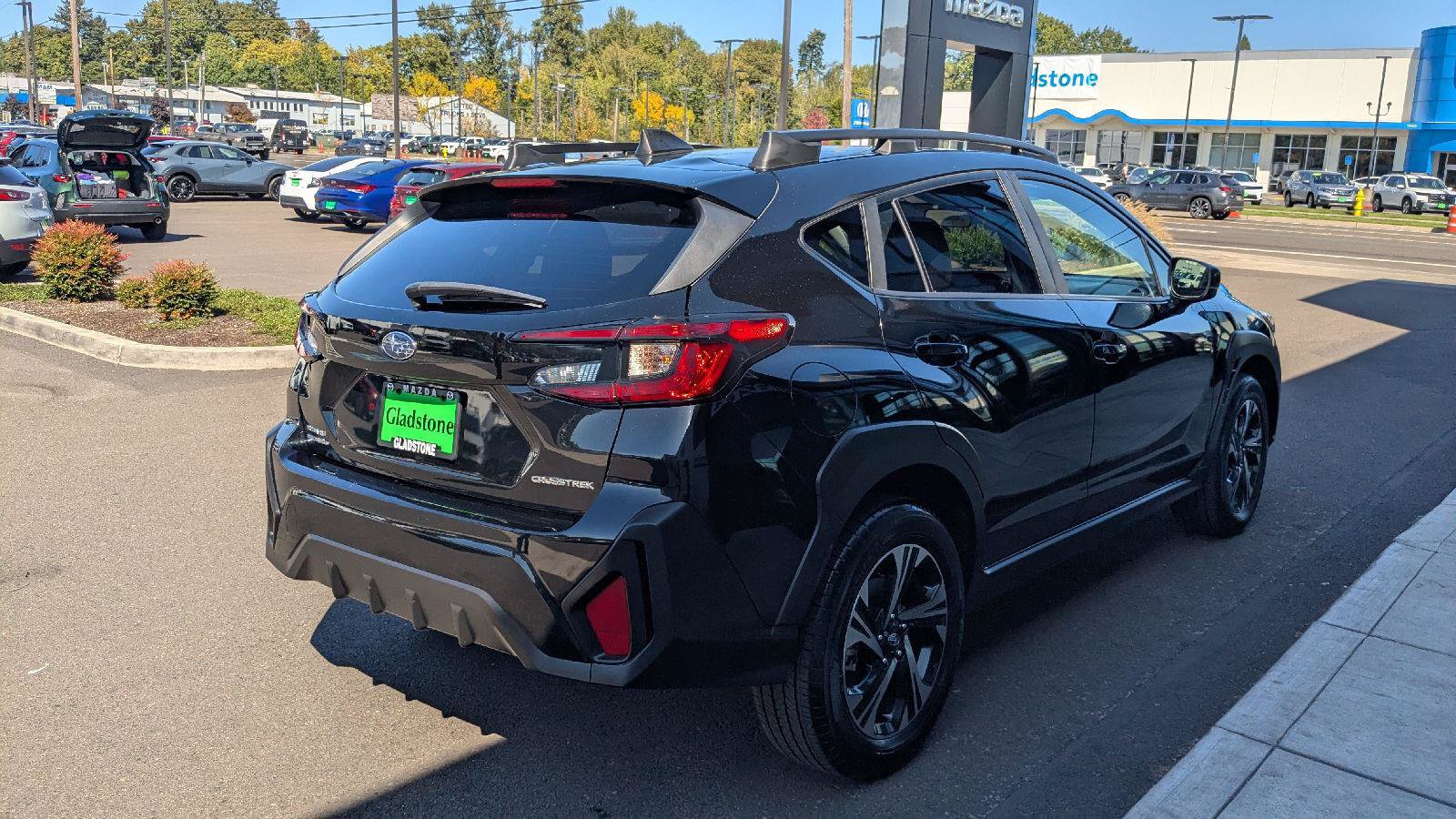 Used 2025 Subaru Crosstrek 2.5i Premium AWD/4WD image 6