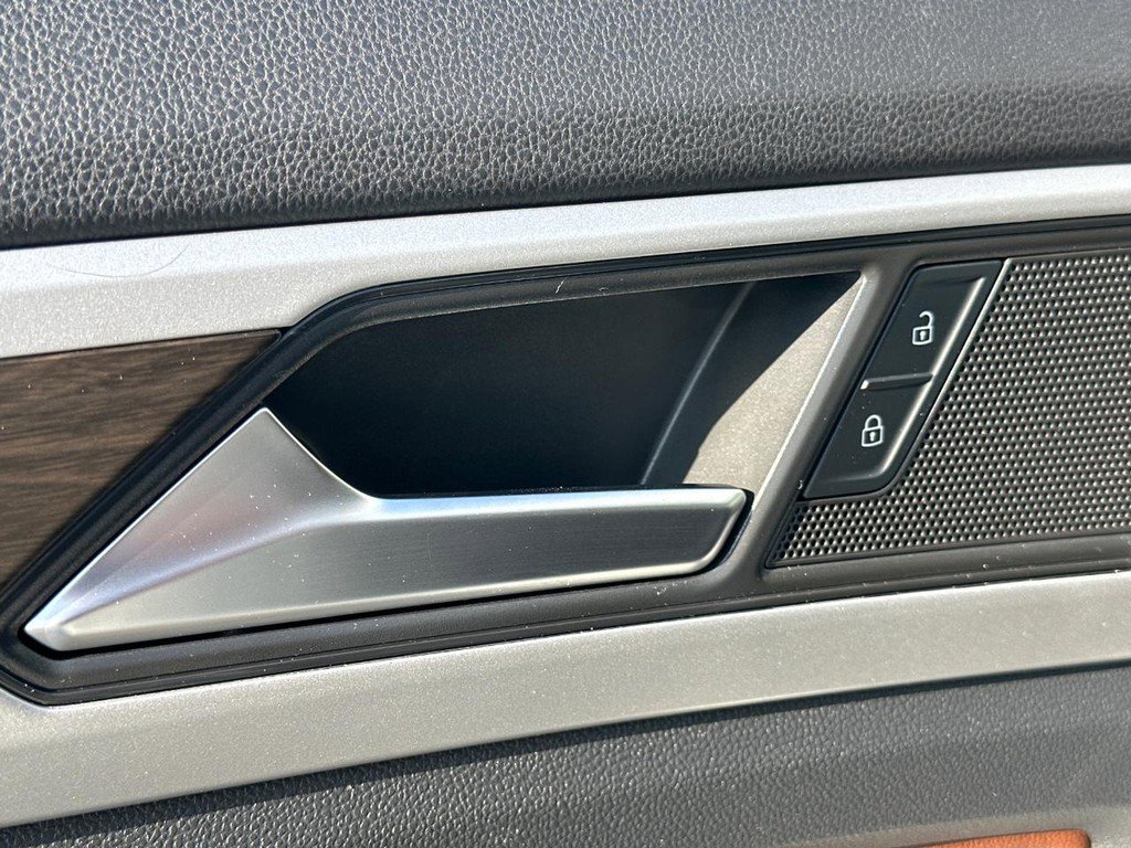 Used 2022 Volkswagen Atlas SE image 19