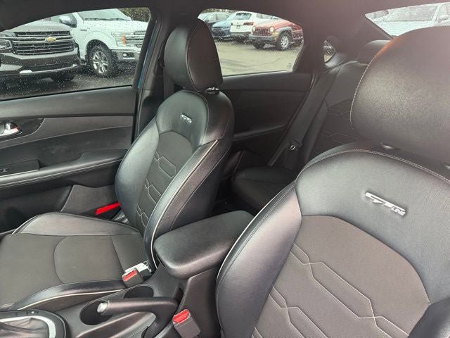 Used 2023 Kia Forte GT-Line image 11
