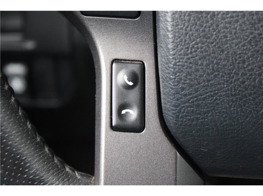 Used 2017 Toyota Tacoma TRD Off-Road w/ Premium & Technology Package image 18