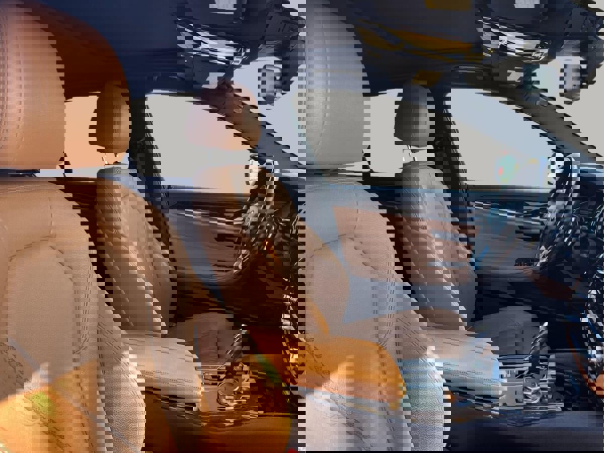 Used 2019 BMW 530i xDrive w/ Premium Package AWD/4WD image 35