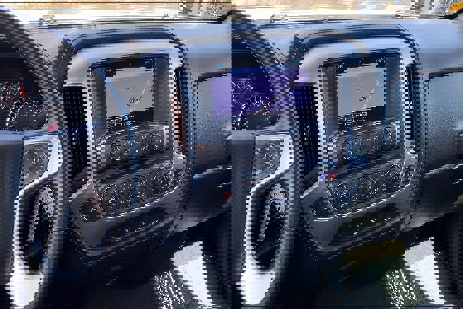 Used 2017 GMC Sierra 1500 SLE w/ SLE Value Package image 6