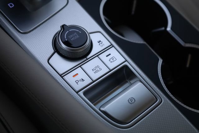 New 2026 Genesis G70 2.5T Prestige image 21