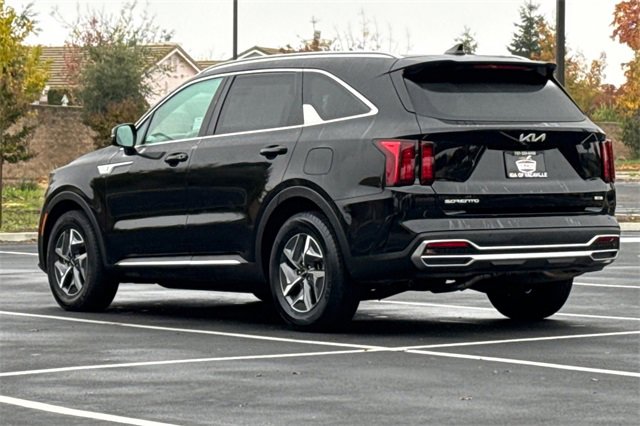 Certified 2023 Kia Sorento EX w/ Panoramic Sunroof Package image 8