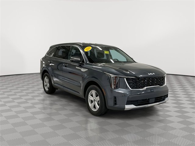 Used 2024 Kia Sorento LX image 13