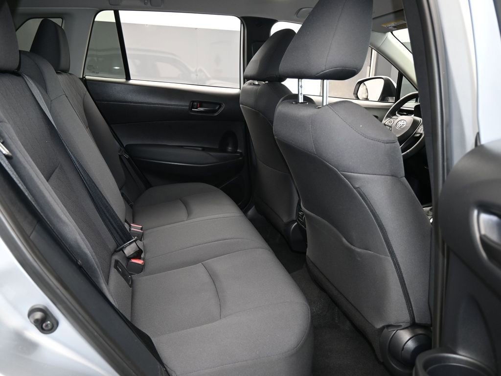 Used 2023 Toyota Corolla Cross LE image 37