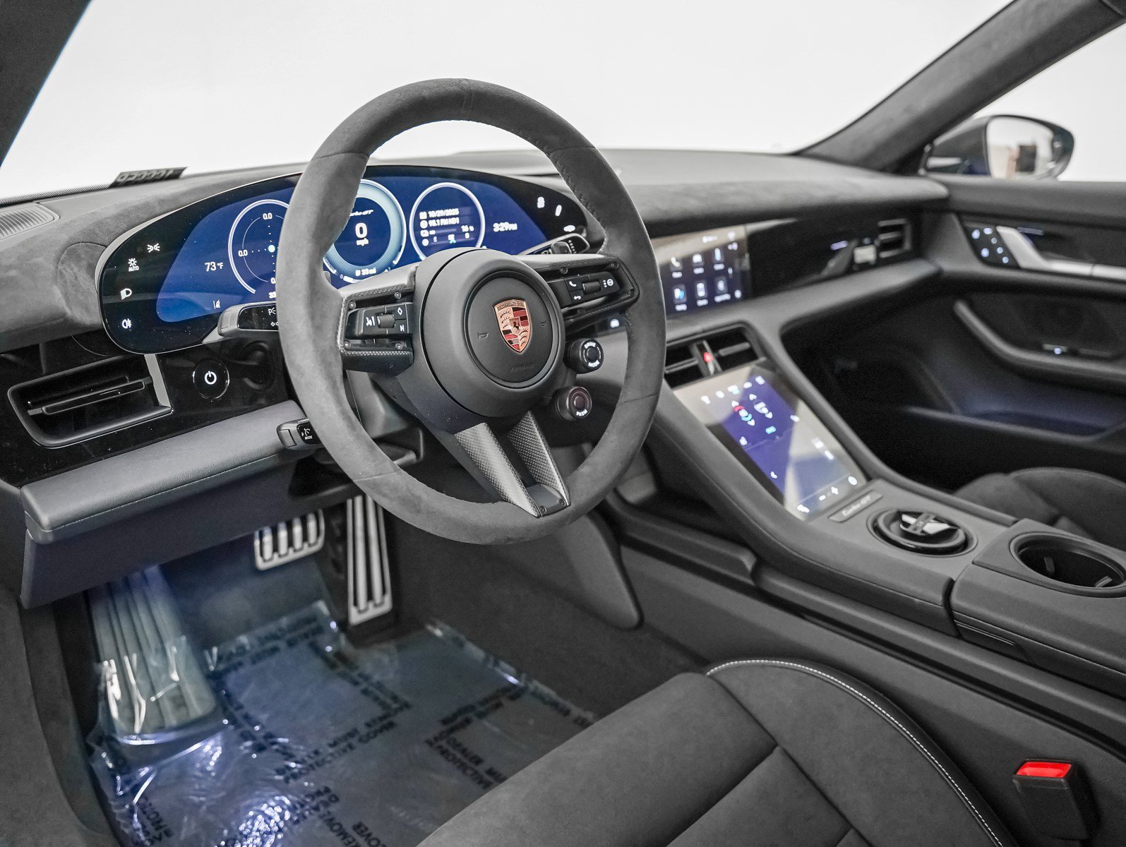 Used 2025 Porsche Taycan Turbo GT image 4