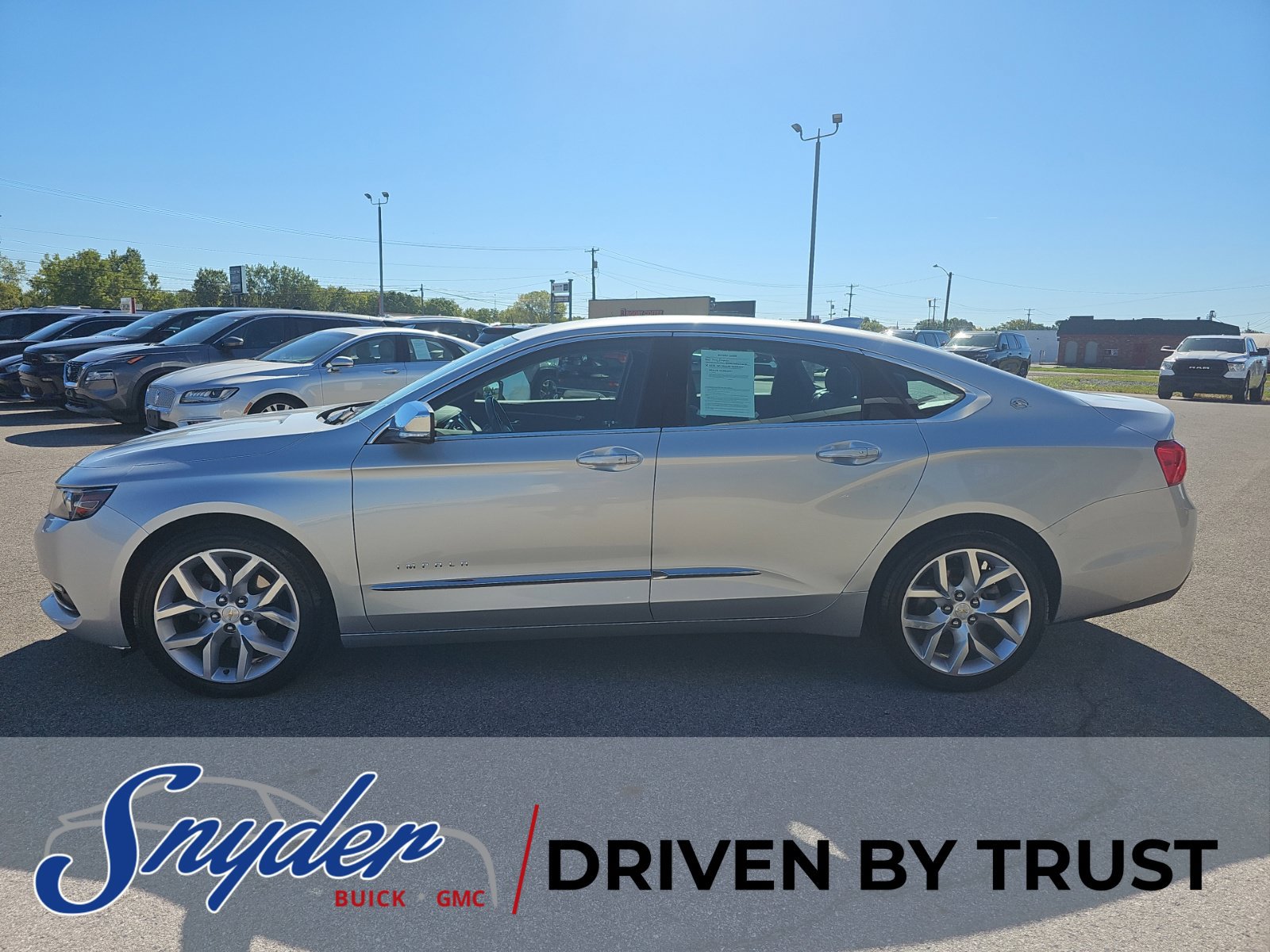 Used 2017 Chevrolet Impala Premier FWD image 4