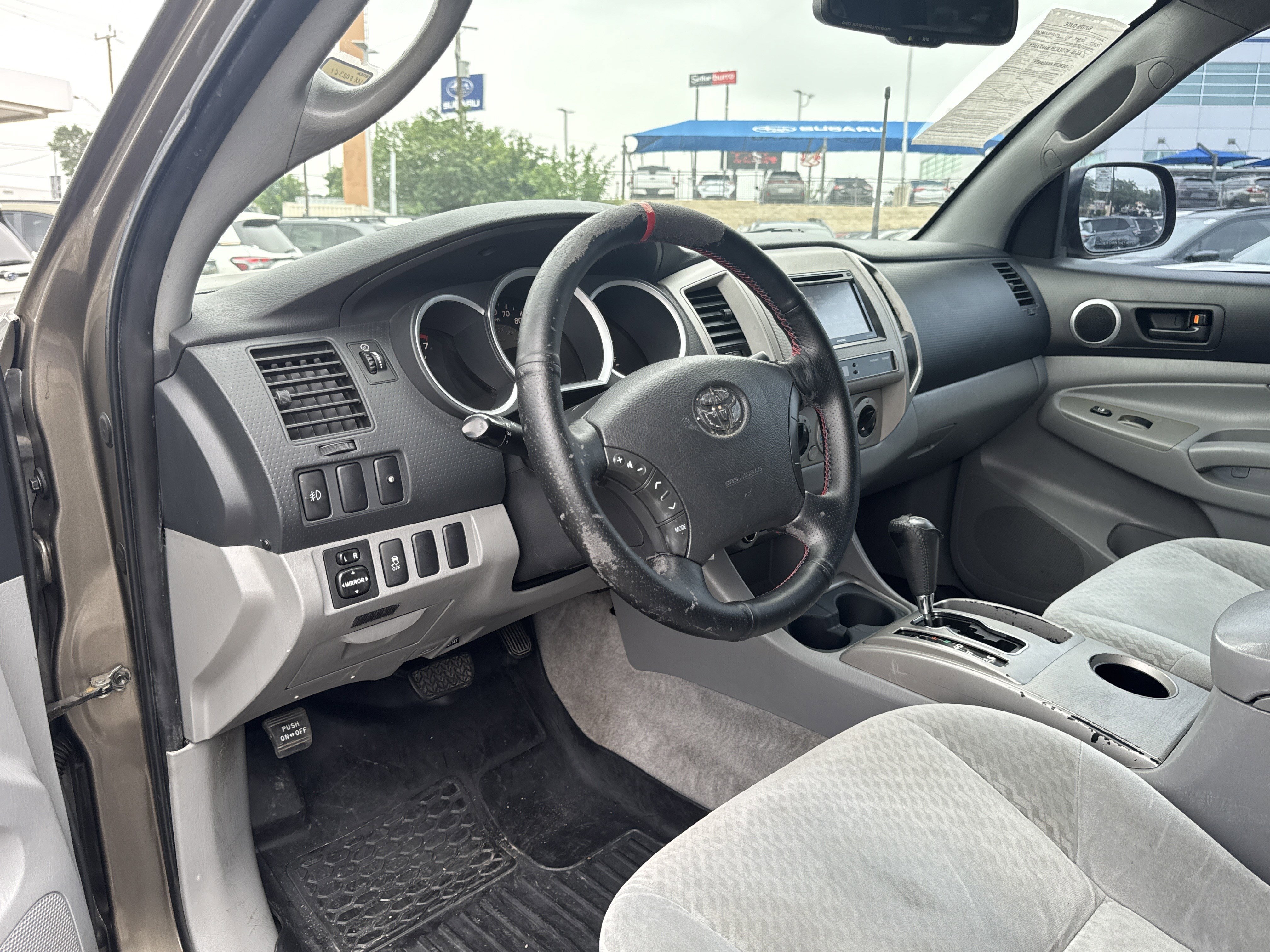 Used 2011 Toyota Tacoma PreRunner w/ SR5 Pkg #2 RWD image 18