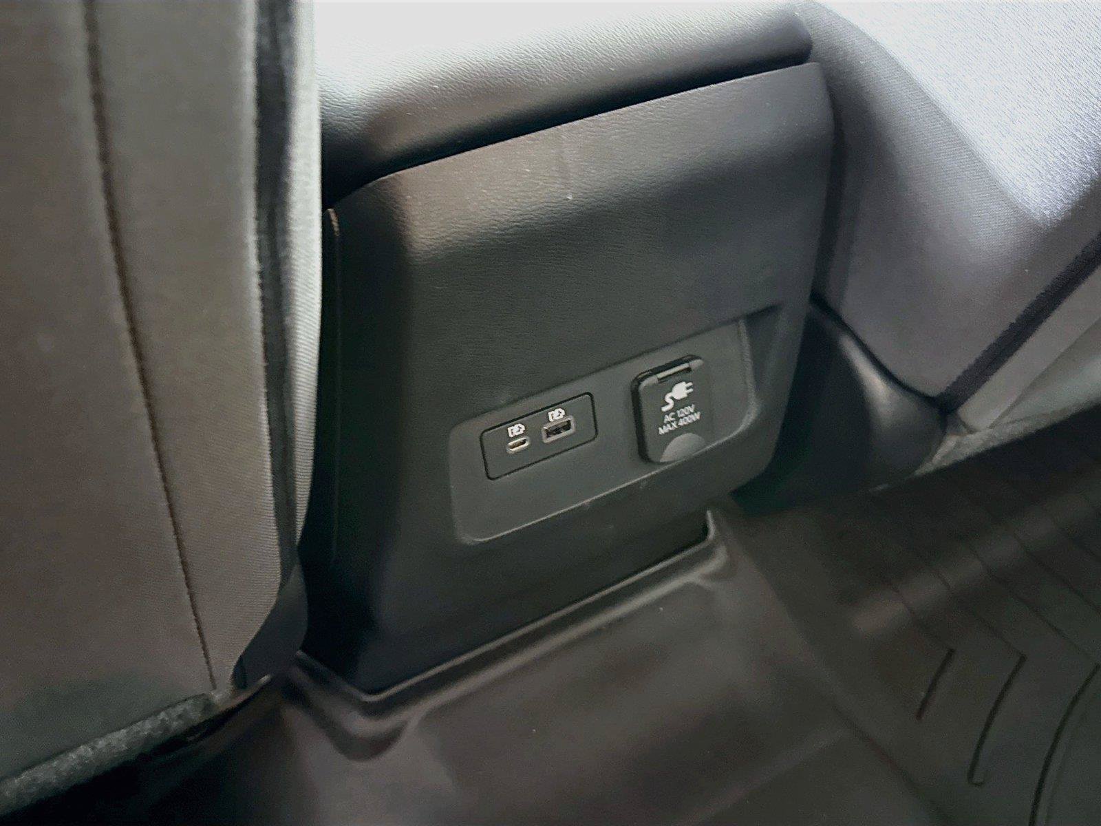 Used 2025 Nissan Frontier SV w/ SV Convenience Package RWD image 32