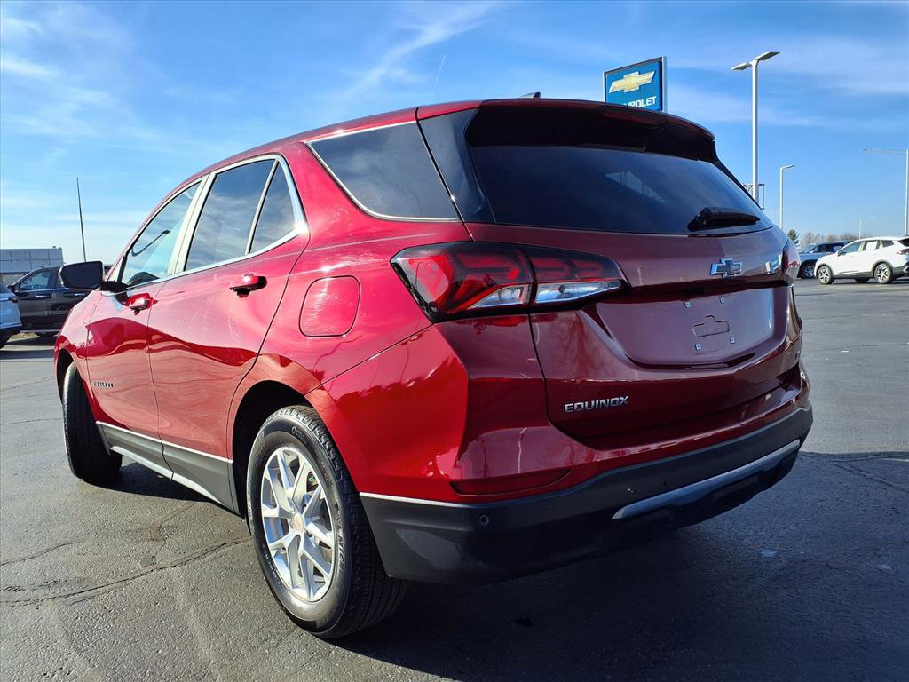 Used 2023 Chevrolet Equinox LT image 30