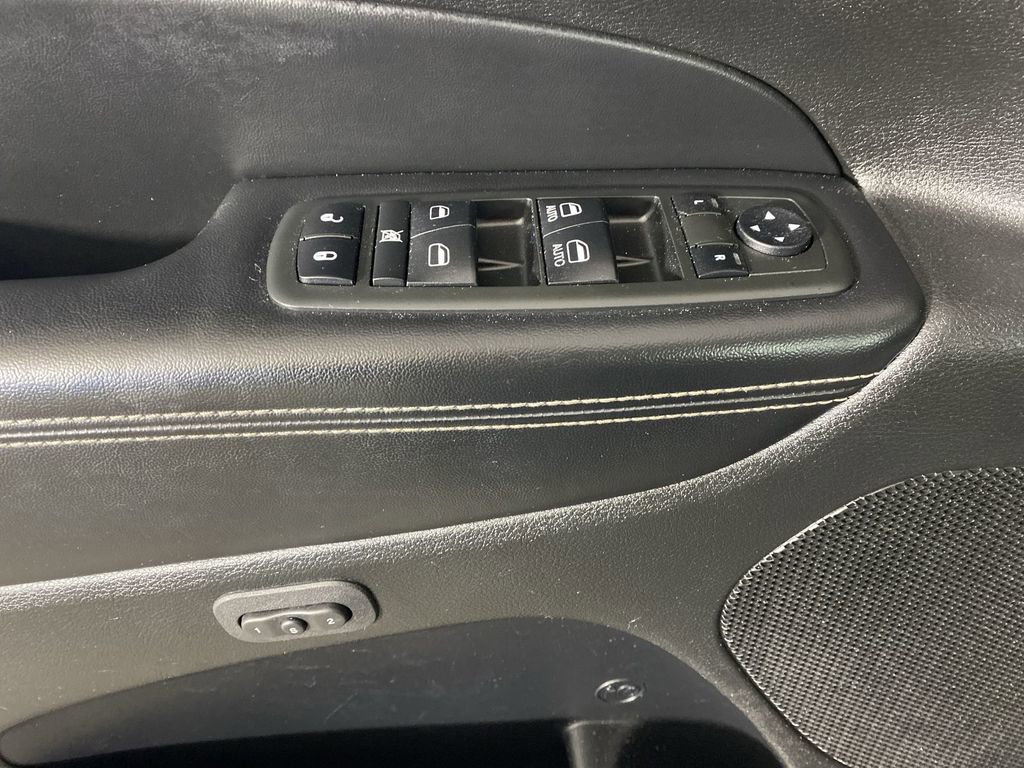 Used 2014 Jeep Grand Cherokee Limited image 26