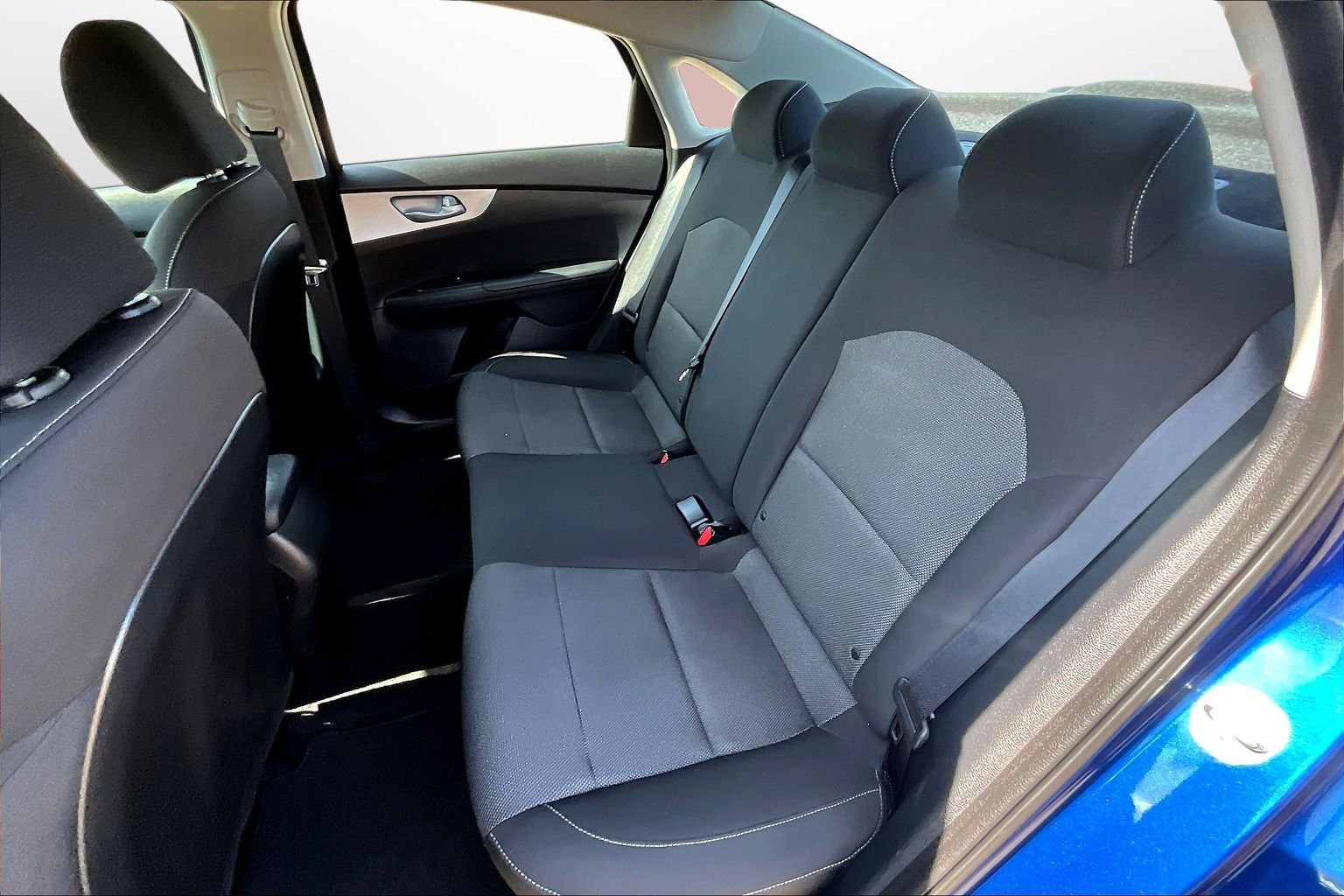 Used 2023 Kia Forte LXS image 17