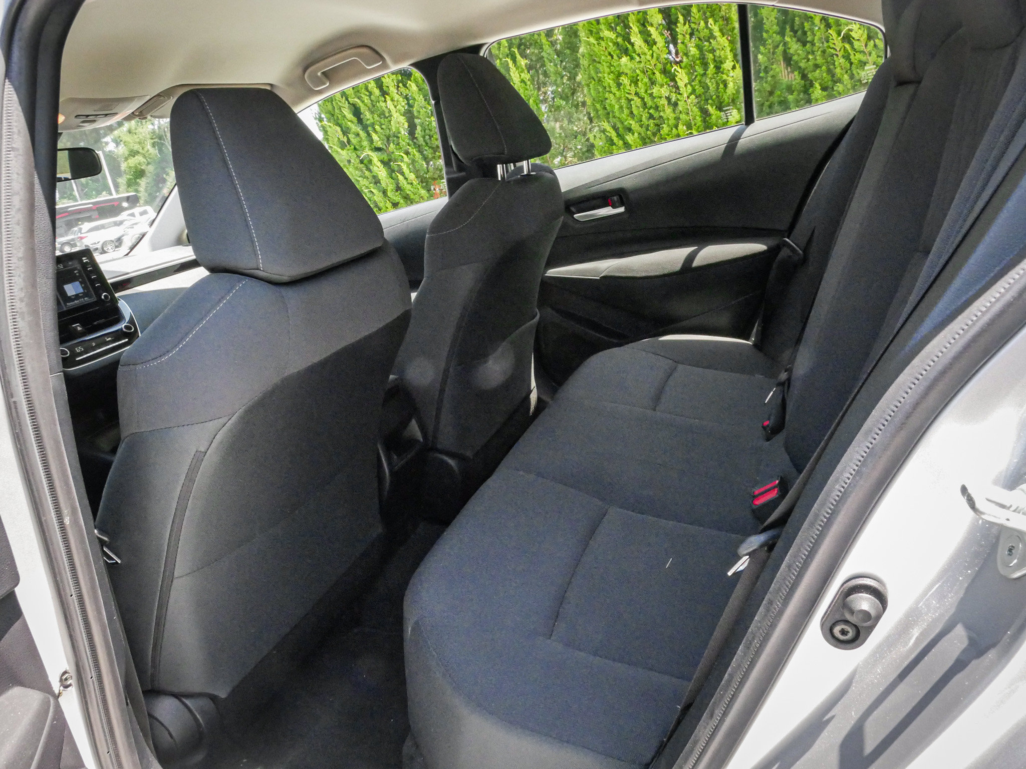 Used 2020 Toyota Corolla LE FWD image 8