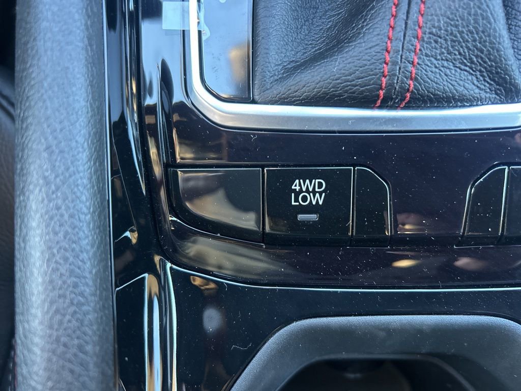 New 2026 Jeep Compass Trailhawk w/ Sun, Sound & Navigation Group image 27