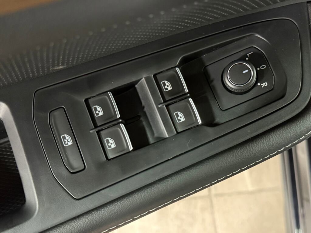 New 2026 Volkswagen Atlas SE image 22