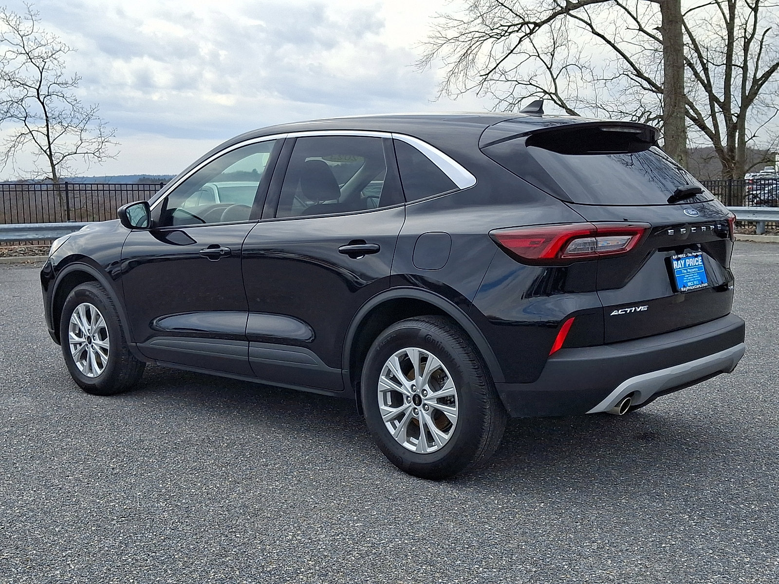 Certified 2023 Ford Escape Active AWD/4WD image 4