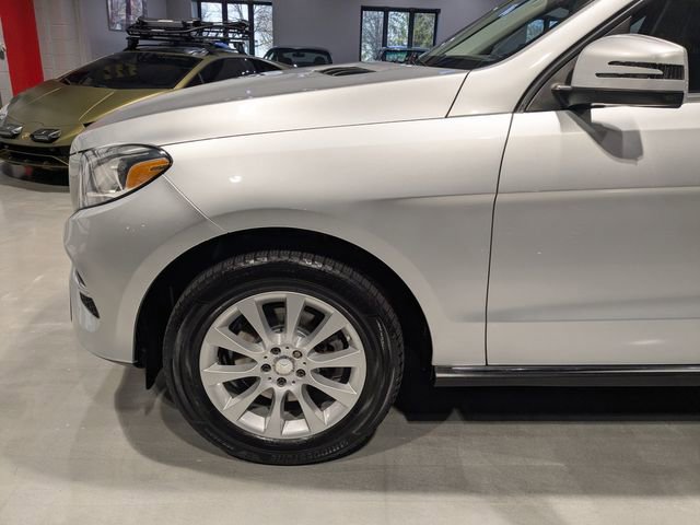 Used 2016 Mercedes-Benz GLE 300d 4MATIC image 4