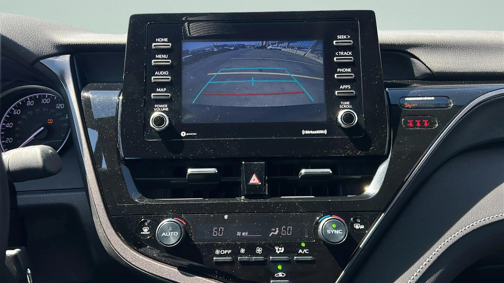 Used 2024 Toyota Camry SE FWD image 9