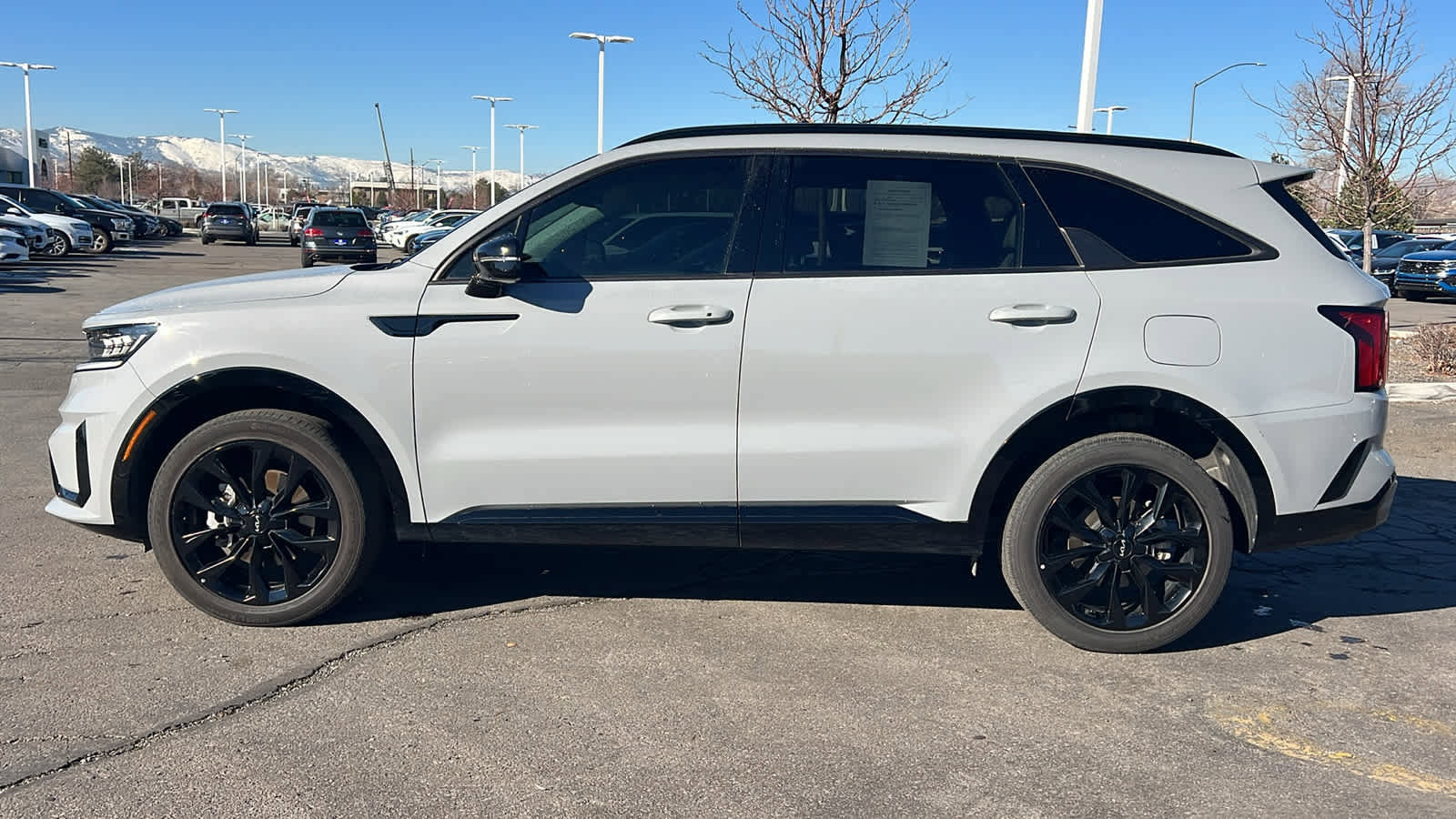 Used 2023 Kia Sorento SX image 8