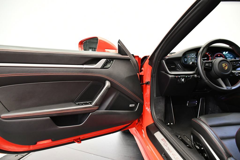 Used 2021 Porsche 911 Targa 4S Heritage Design image 35