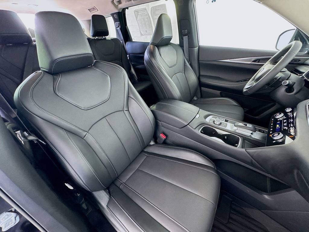 Certified 2026 INFINITI QX60 Luxe w/ Cargo Package image 31
