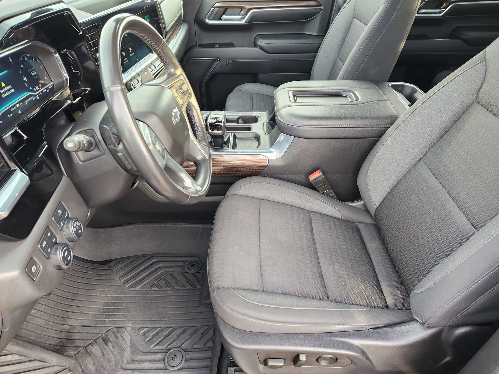 Used 2022 Chevrolet Silverado 1500 LT Trail Boss w/ Protection Package image 16