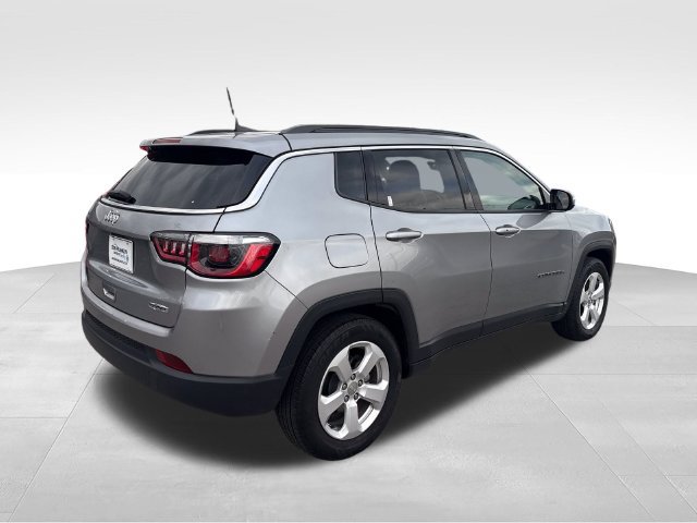 Used 2020 Jeep Compass Latitude FWD image 5