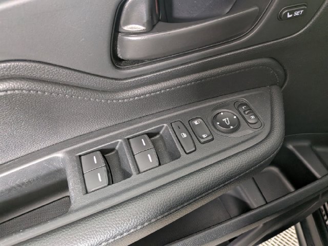 Used 2025 Honda Odyssey EX-L image 16