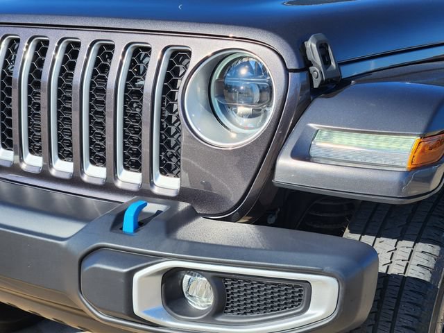 Used 2023 Jeep Wrangler Unlimited Sahara AWD/4WD image 17
